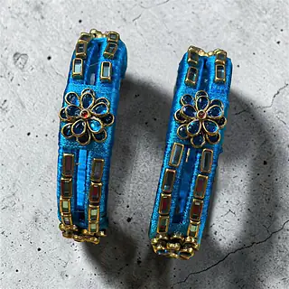 silk kundan flower pair
