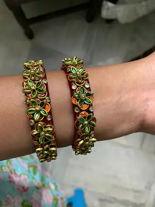 Kundan Leaf Silk Bangles